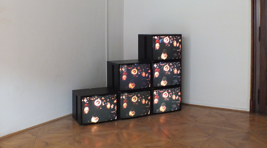 Eike: Spread, one channel video on multiple monitors, 2012, photo: Art Stays Festival 10, City Museum, Ptuj 2012